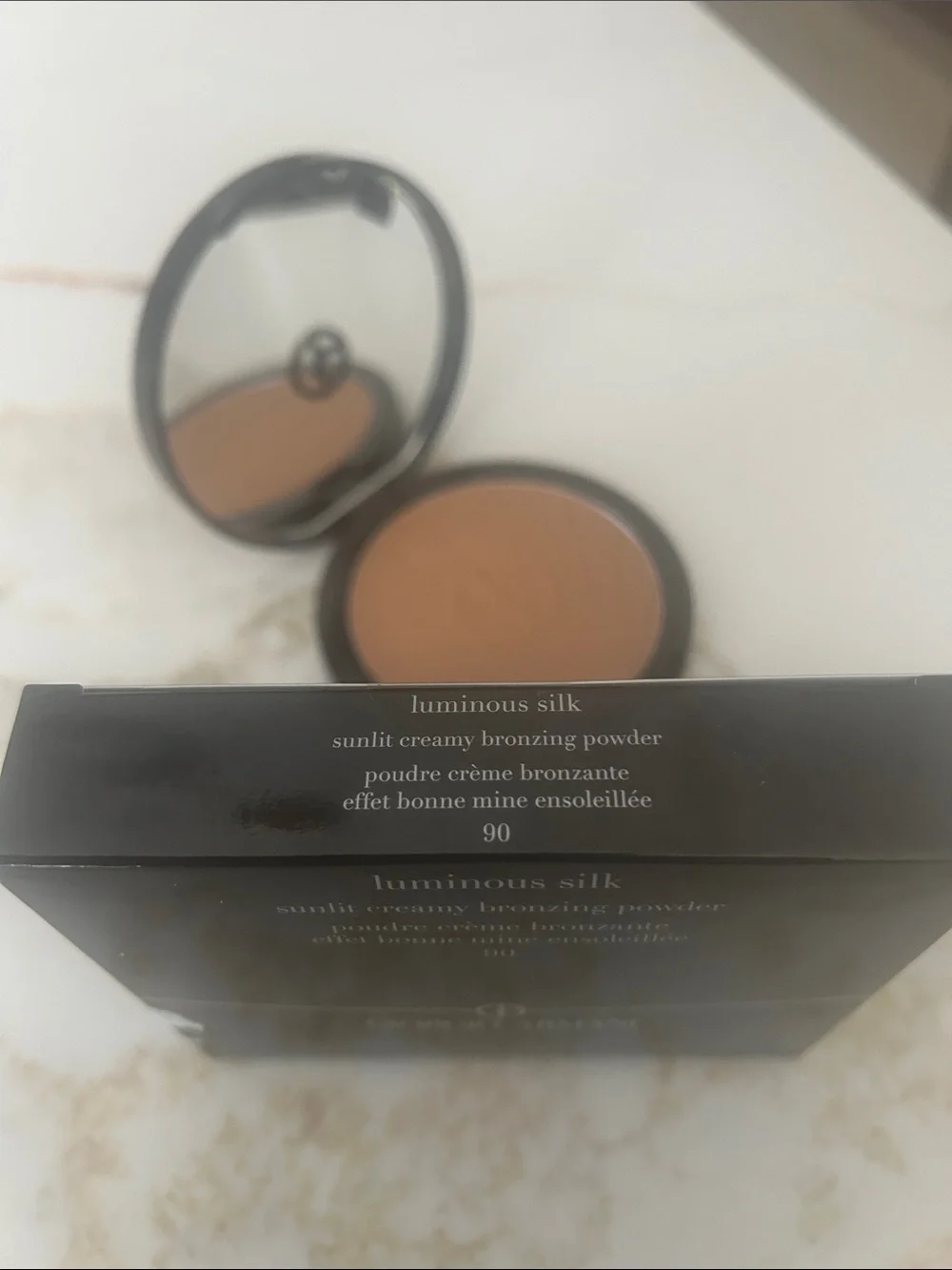 Giorgio Armani luminous silk Bronzing Powder - shade 90
